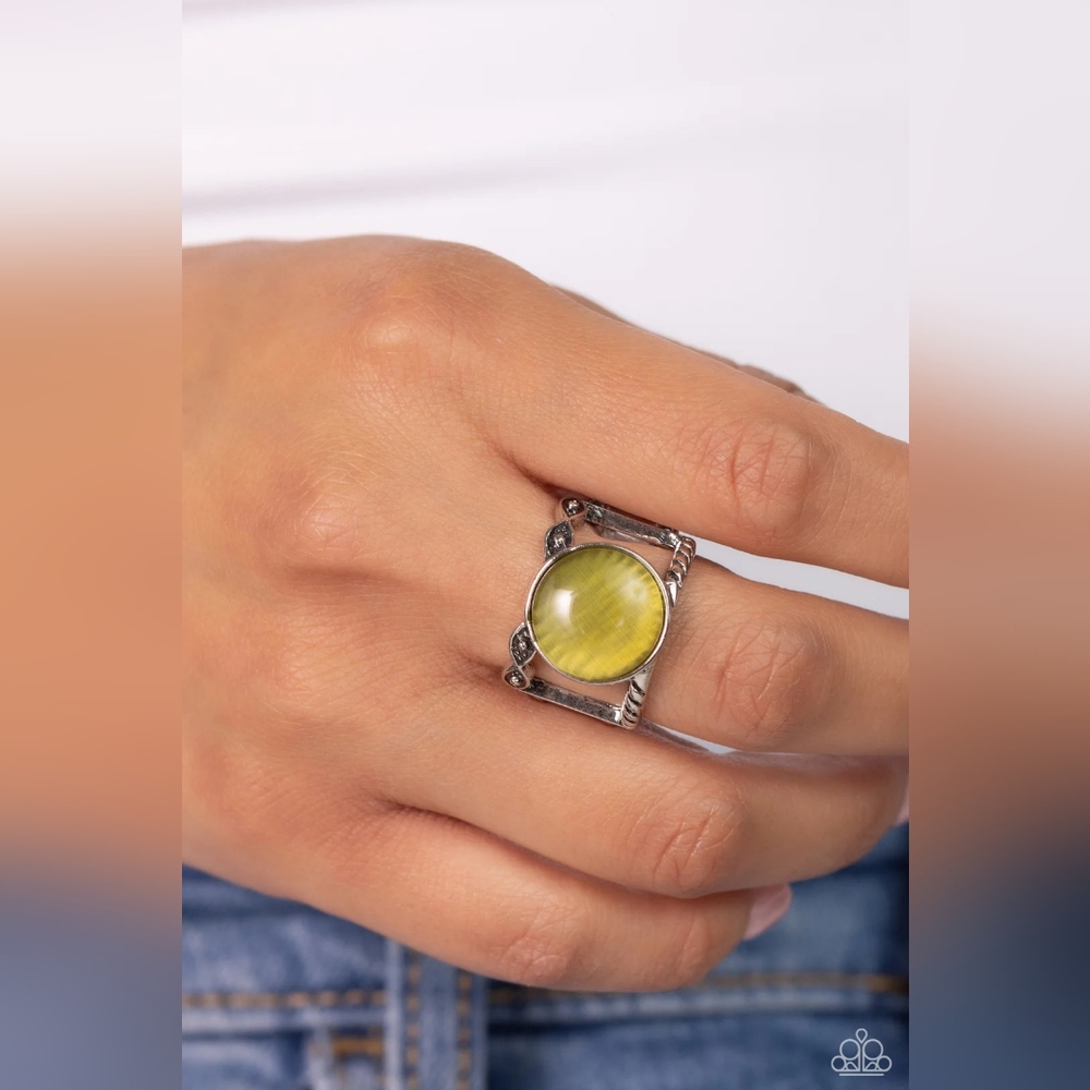 Clairvoyantly Cat's Eye Ring